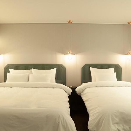 Sinan Equelim Hotel Gwangju Metropolitan City Exterior photo